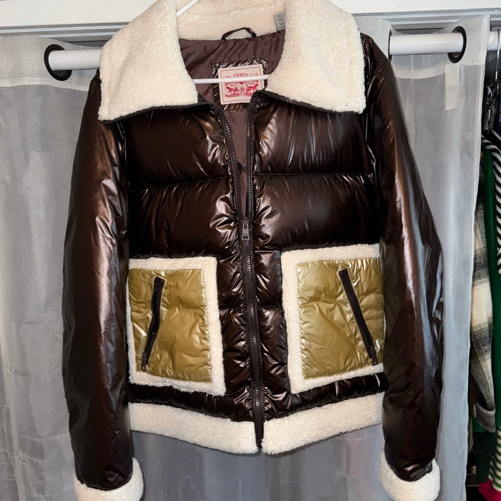 Levi’s Puffer Jacket